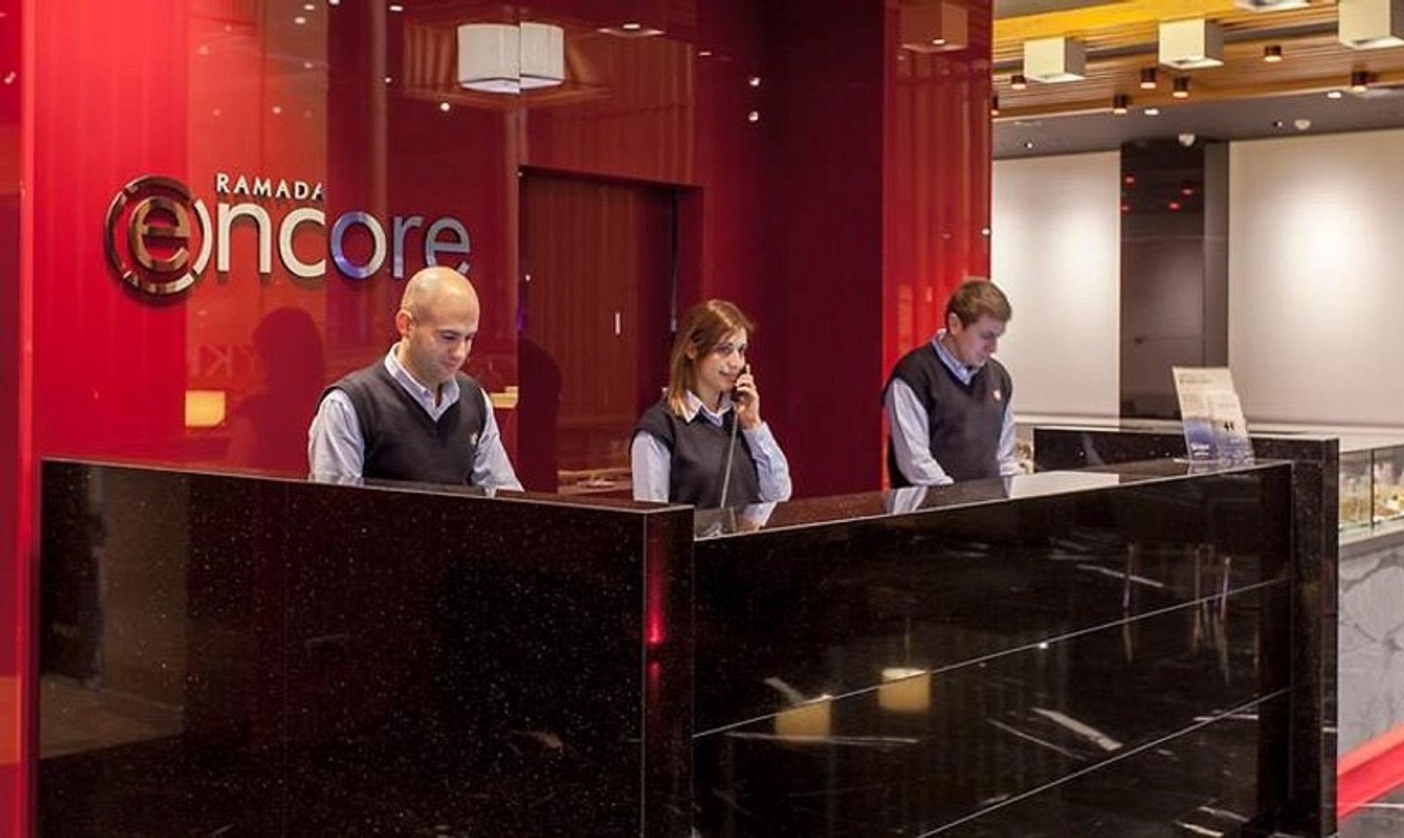 Ramada Encore By Wyndham Izmir Bagian luar foto